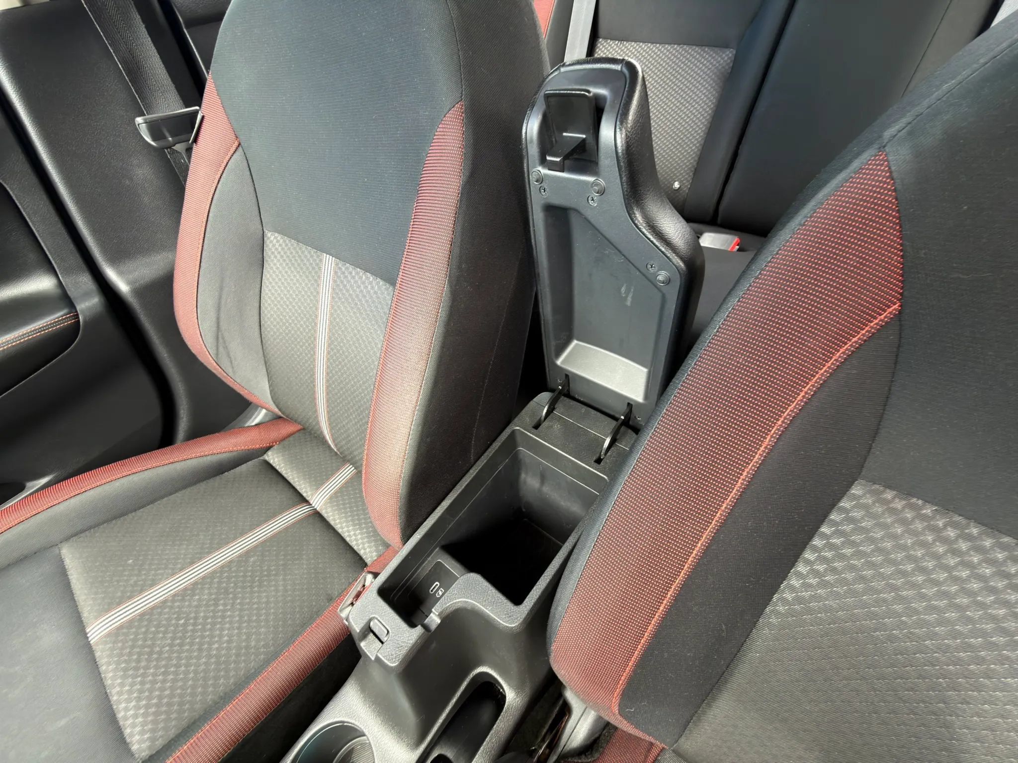 Used 2023 Nissan Versa SR w/ Trunk Package FWD image 27