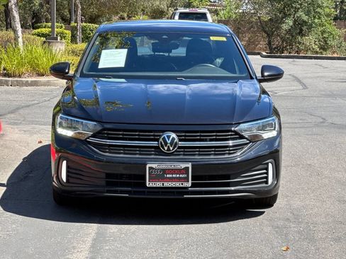 Used 2023 Volkswagen Jetta Sport FWD image 10