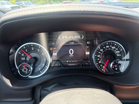Used 2023 RAM 1500 Laramie AWD/4WD image 16