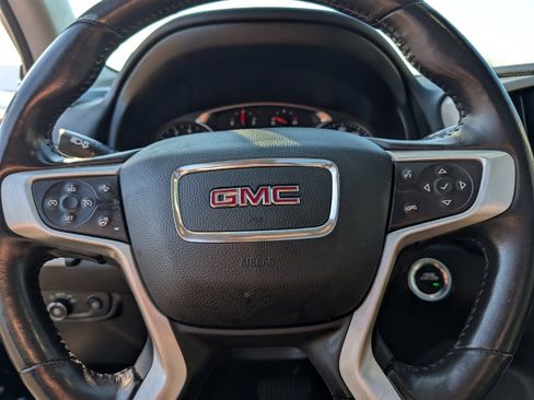 Used 2022 GMC Terrain SLT w/ Infotainment Package II image 31