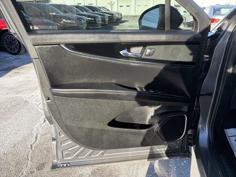 Certified 2023 Lincoln Nautilus Standard w/ Premium Package image 10