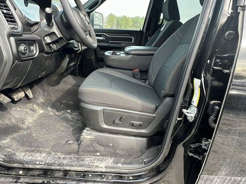 Used 2025 RAM 2500 Big Horn image 16