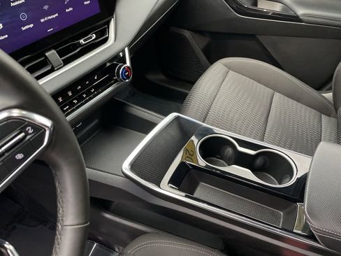 Used 2025 Chevrolet Equinox LT image 20