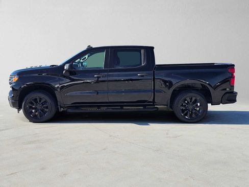 Used 2023 Chevrolet Silverado 1500 Custom w/ LPO, Dark Essentials Package RWD image 6