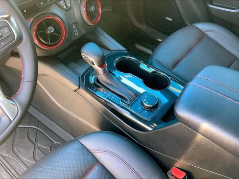 Certified 2025 Chevrolet Blazer RS w/ Enhanced Convenience Package image 17