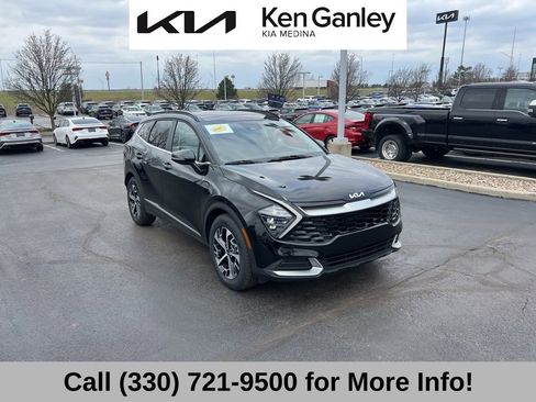 Certified 2025 Kia Sportage EX w/ Premium Package image 7