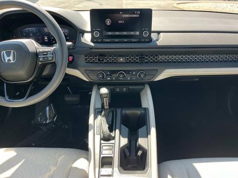 Used 2023 Honda Accord LX image 5