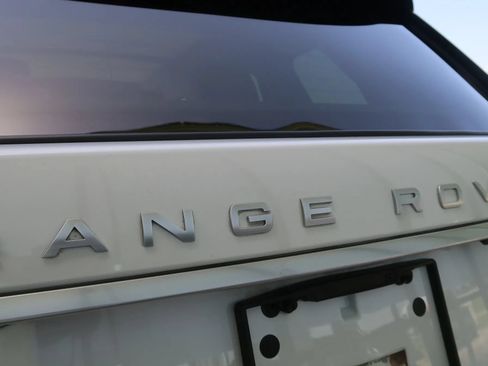 Used 2015 Land Rover Range Rover Supercharged AWD/4WD image 51