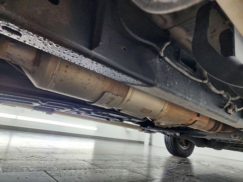 Used 2022 Ford F350 XLT w/ XLT Premium Package image 24