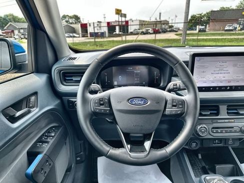 Used 2025 Ford Maverick Lobo AWD/4WD image 14