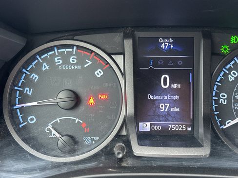 Certified 2018 Toyota Tacoma TRD Pro image 11