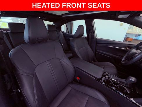 Used 2025 Toyota Camry XSE image 13