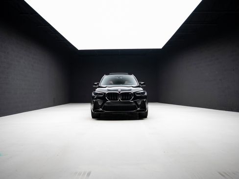 Used 2022 BMW X5 M w/ Executive Package AWD/4WD image 90