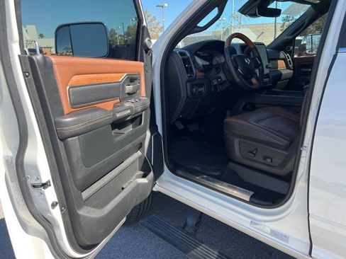 Used 2020 RAM 3500 Limited image 33