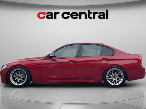 Used 2017 BMW 340i xDrive Sedan AWD/4WD image 2