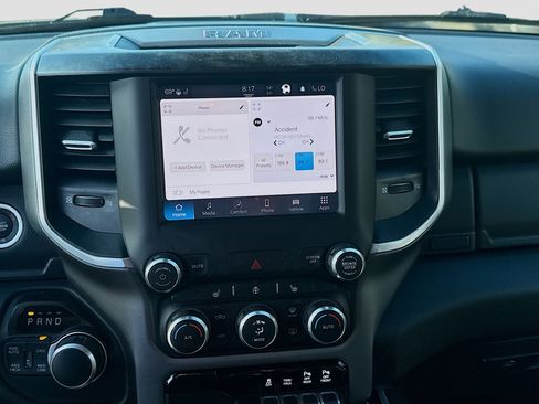 Used 2022 RAM 1500 Big Horn w/ Night Edition image 10