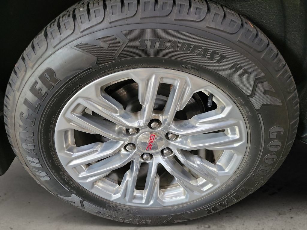 Used 2021 GMC Yukon SLT w/ SLT Premium Package AWD/4WD image 12