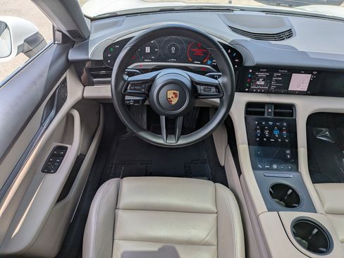 Used 2022 Porsche Taycan 4S AWD/4WD image 17