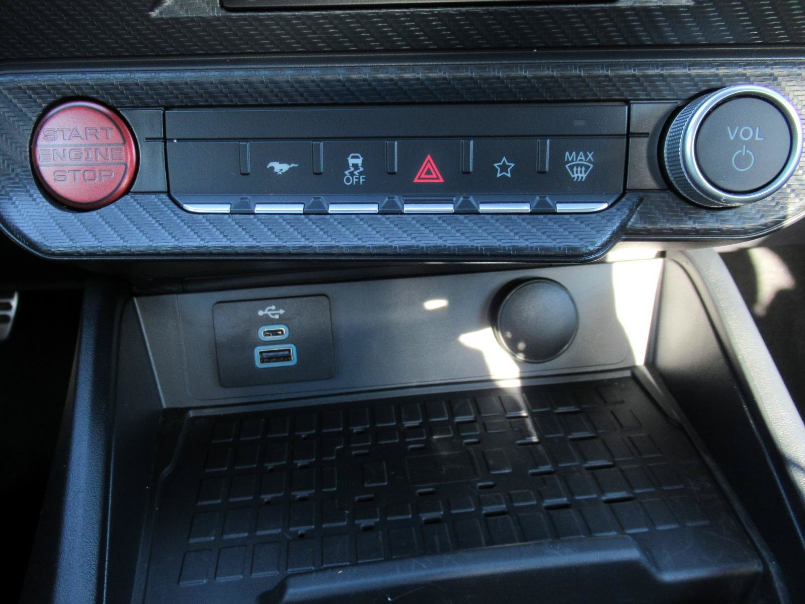 Used 2024 Ford Mustang GT Premium RWD image 24