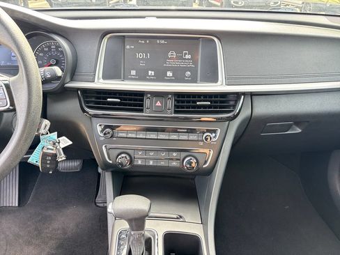 Used 2020 Kia Optima LX FWD image 22