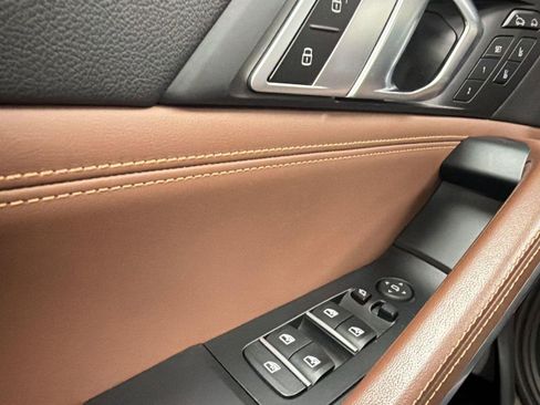 Used 2023 BMW X6 M50i AWD/4WD image 19