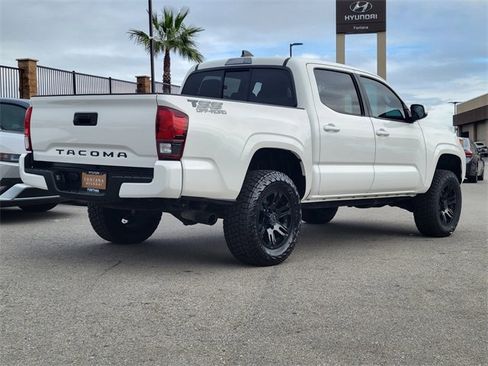 Used 2021 Toyota Tacoma SR5 image 2