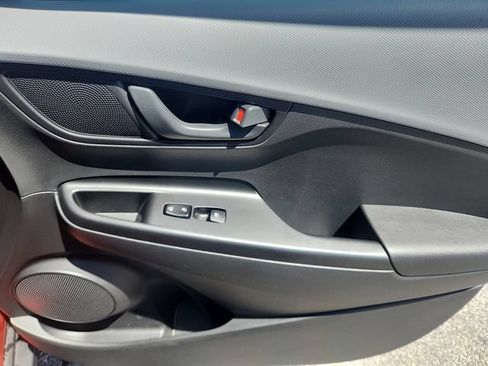 Used 2019 Hyundai Kona SEL AWD/4WD image 35