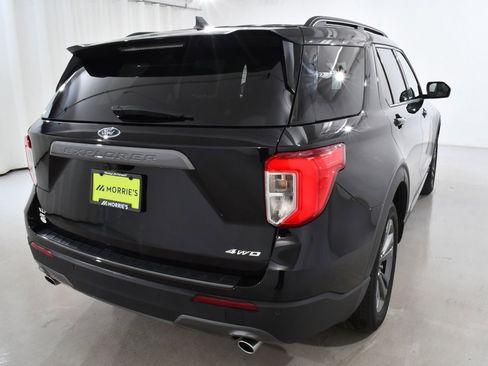 Used 2022 Ford Explorer XLT w/ Equipment Group 202A image 12