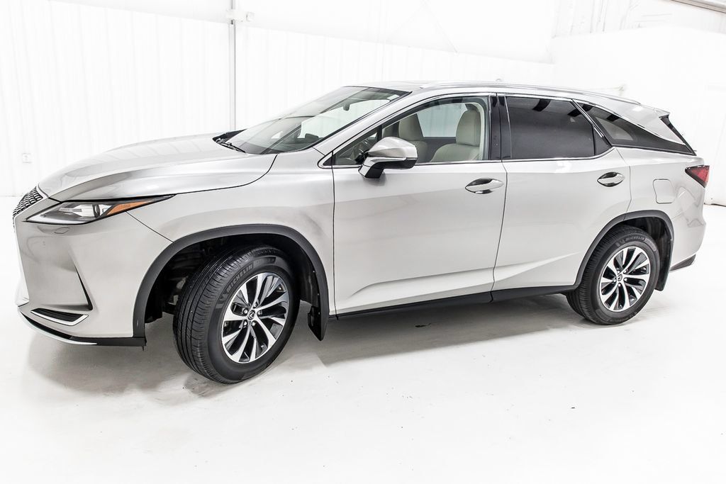 Used 2021 Lexus RX 350L Premium w/ Premium Package AWD/4WD image 3