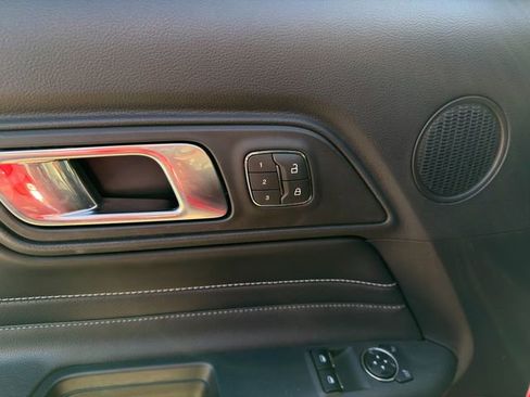 Used 2018 Ford Mustang GT Premium w/ Equipment Group 401A image 15
