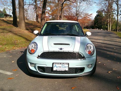 Used 2013 MINI Cooper S image 2