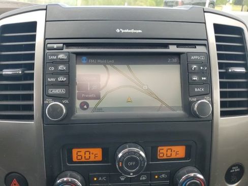 Used 2019 Nissan Frontier SL AWD/4WD image 23
