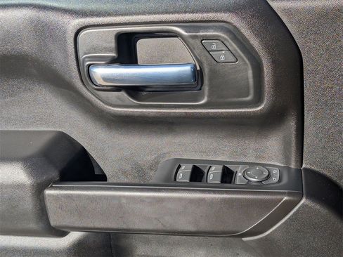 Used 2023 Chevrolet Silverado 1500 Custom image 25
