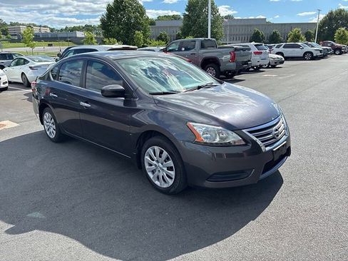 Used 2013 Nissan Sentra S FWD image 2