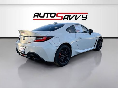 Used 2025 Toyota GR86 Premium image 7