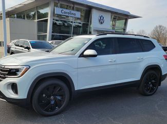 Certified 2025 Volkswagen Atlas SE w/ Panoramic Sunroof Package video 1