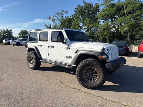 Used 2022 Jeep Wrangler Unlimited Sport AWD/4WD image 22