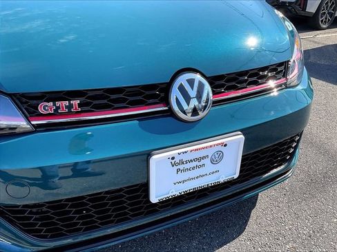 Used 2019 Volkswagen GTI SE w/ SE Experience Package FWD image 32