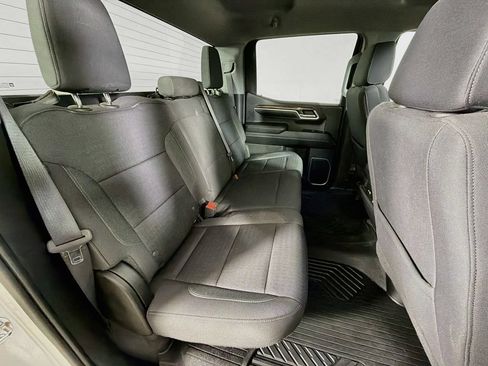 Used 2022 Chevrolet Silverado 1500 RST AWD/4WD image 23