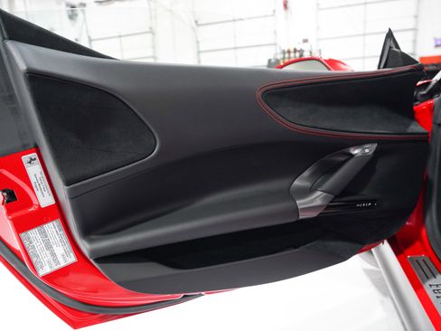 Used 2022 Ferrari SF90 Stradale AWD/4WD image 20