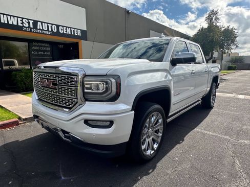 Used 2018 GMC Sierra 1500 Denali w/ Denali Ultimate Package image 2