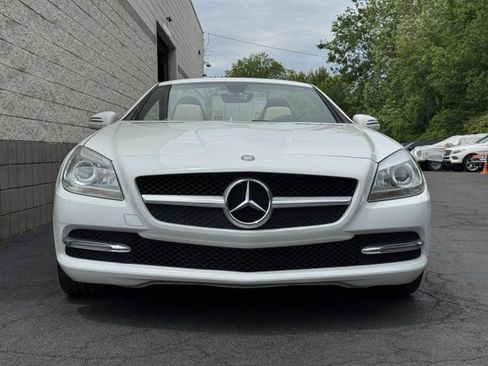 Used 2015 Mercedes-Benz SLK 250 image 9
