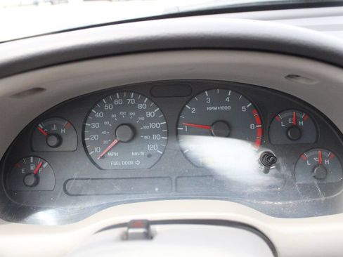 Used 2003 Ford Mustang Coupe RWD image 6