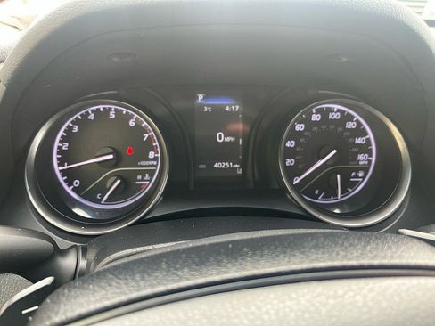 Used 2021 Toyota Camry SE image 30