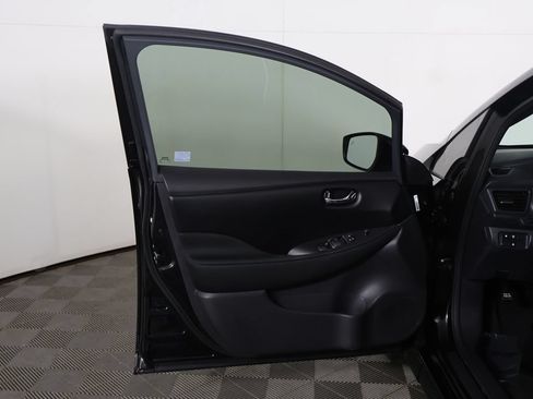 Used 2023 Nissan Leaf S FWD image 16