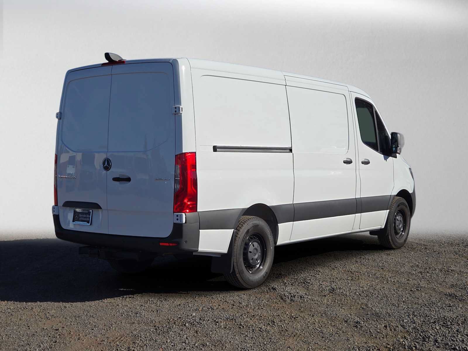 Used 2026 Mercedes-Benz Sprinter 2500 image 3