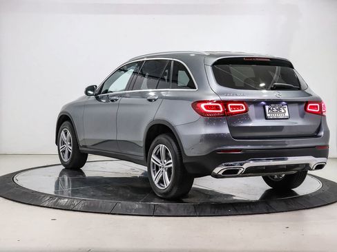 Certified 2022 Mercedes-Benz GLC 300 image 2