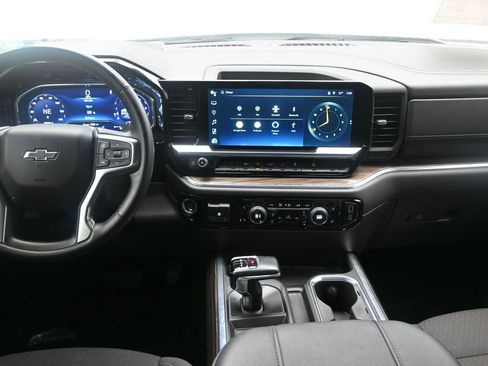 Used 2023 Chevrolet Silverado 1500 RST w/ Z71 Off-Road Package image 15