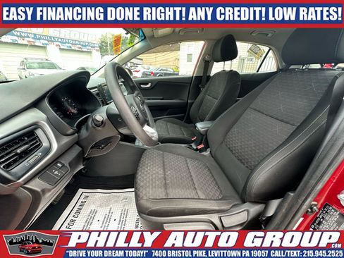 Used 2019 Kia Rio S FWD image 9