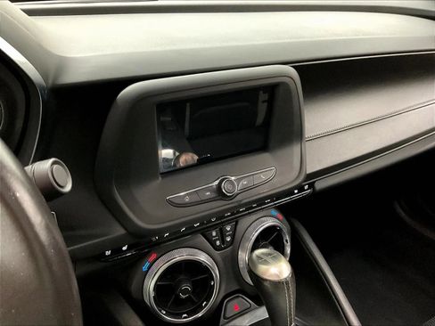 Used 2021 Chevrolet Camaro LT RWD image 22